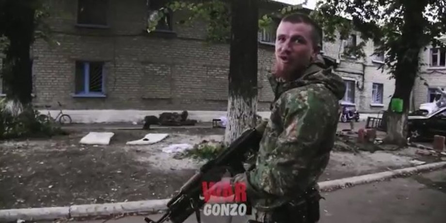 Моторола, боевик ДНР, видео, обстрел жилого сектора