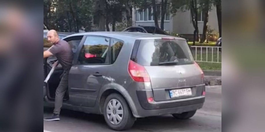 Львів, мирний житель, військовий, дорога, ДТП, образа, війна РФ проти України