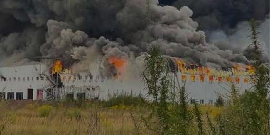 фото пожежі на складі VARUS у Борисполі 20 серпня