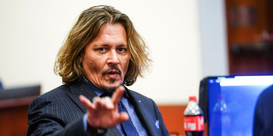 Джонни Деппа, суд Джонни Деппа и эмбер герд, адвокаты Джонни Деппа, роман Джонни Деппа и его адвокаты