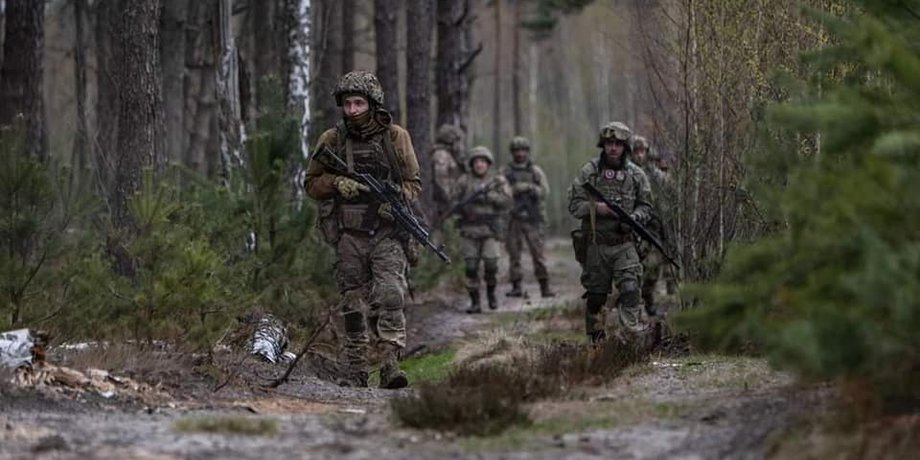ЗСУ, військові, наступ, піхота, українська армія, війна в Україні