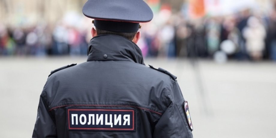Росія, Кострома, поліцейський, штраф, кримінальна справа