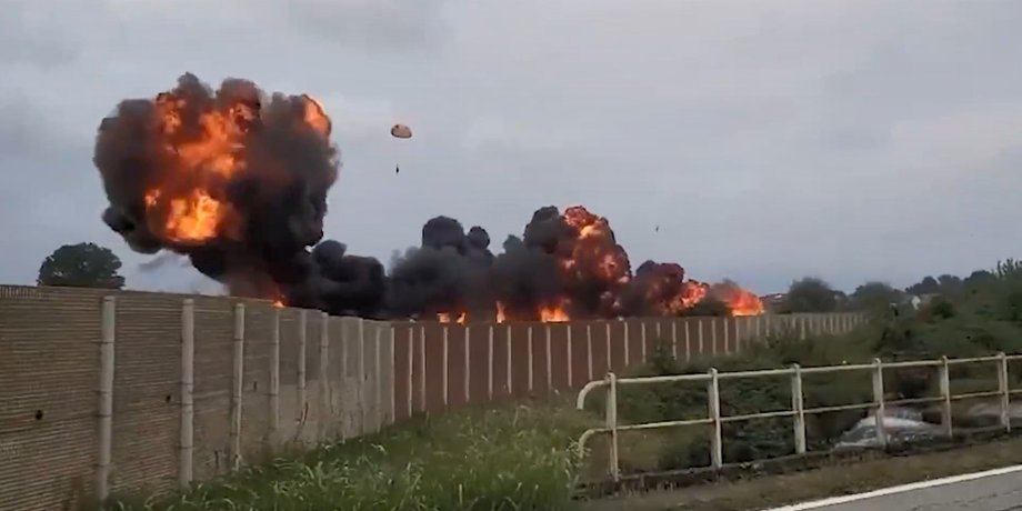 падіння літака ВПС Італії, авіакатастрофа, авіакатастрофа Італія, авіакатастрофа літак, авіакатастрофа військовий літак, авіакатастрофа фото