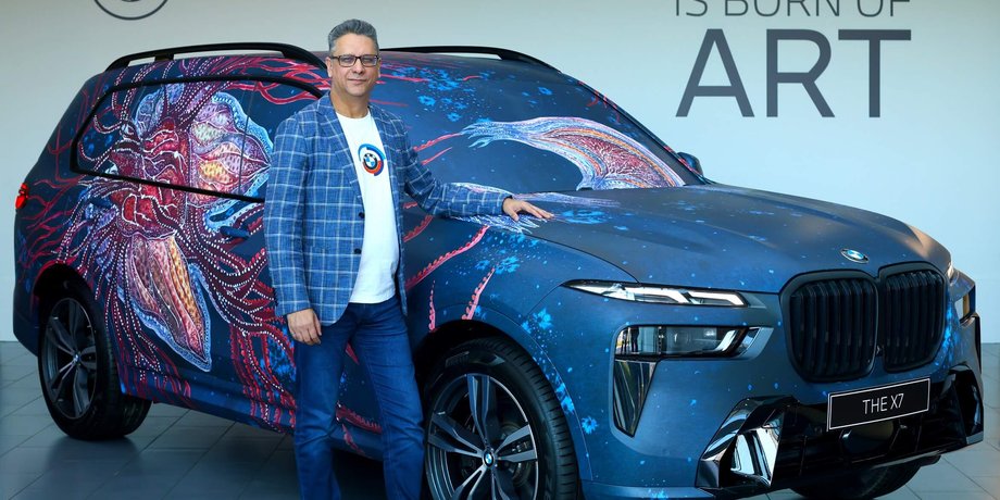 BMW, BMW X7, Кроссовер, Кроссоверы, Авто, Автомобили, Искусство, Фото, Художница, Индия, Выставка