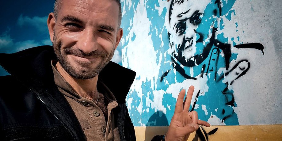 Валерій Залужний, Yan Dobronosov, графіті, Бахмут