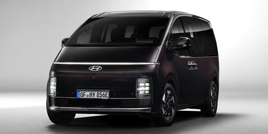 Hyundai Staria