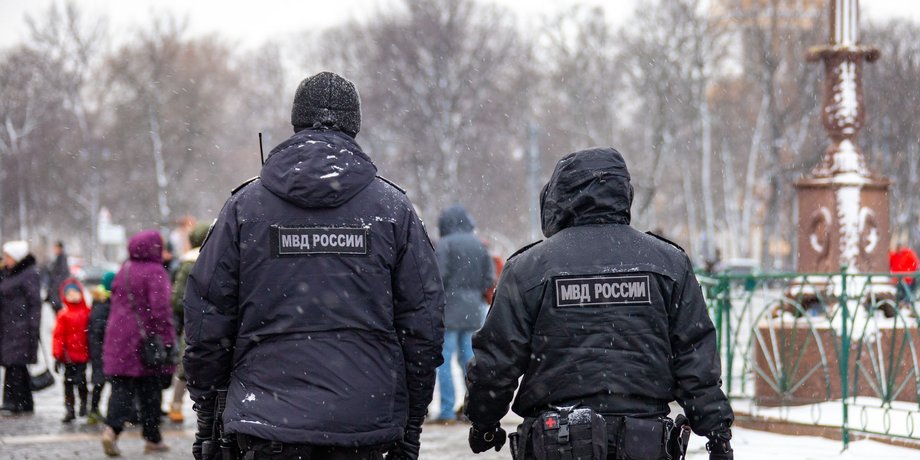 полицейские, взрывчатка, полицейские москва