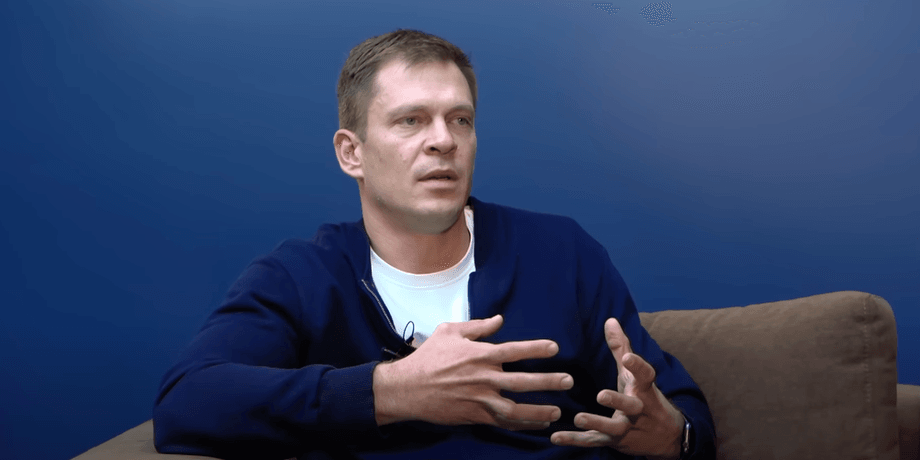 Андрей Исаенко, звезда Киборгов, женский врач сериал, Андрей Исаенко фильмы, алина доротюк, российские фильмы