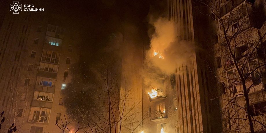 ВС РФ атаковали атаковали атаковали "шахедами" многоэтажку в Ахтырке