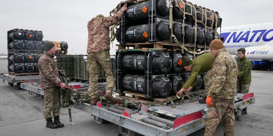 поставки оружия из британии, поставки оружия в украину