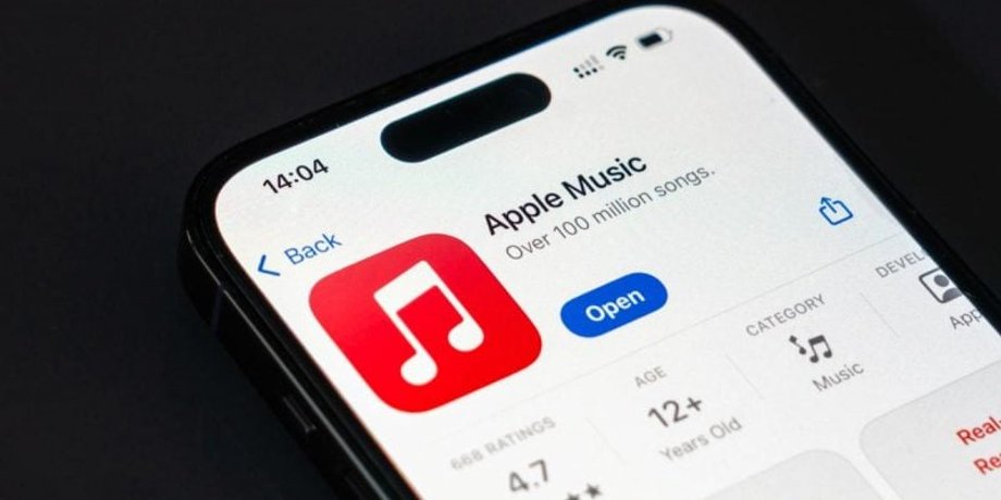 Скачаний додаток Apple Music на телефоні