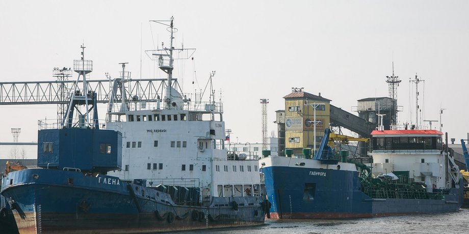 Російські риболовецькі траулери, нідерланди, порт емсхавен, не пустили росіян