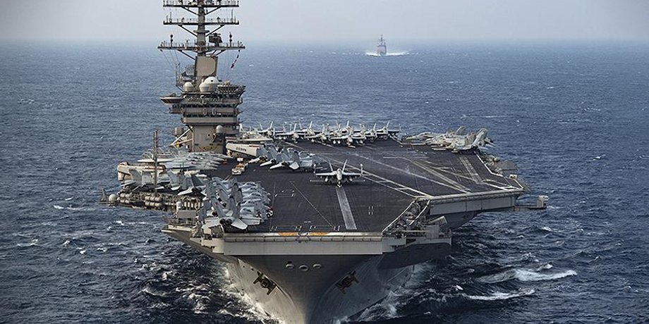 Мохсен Фахризаде, USS Nimitz , авианосец, ВМС США, Персидский залив, Ребекка Ребарич