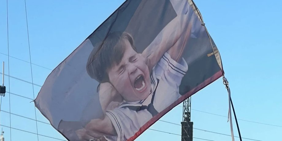 прапор принц луї, принц луї, гластонбері