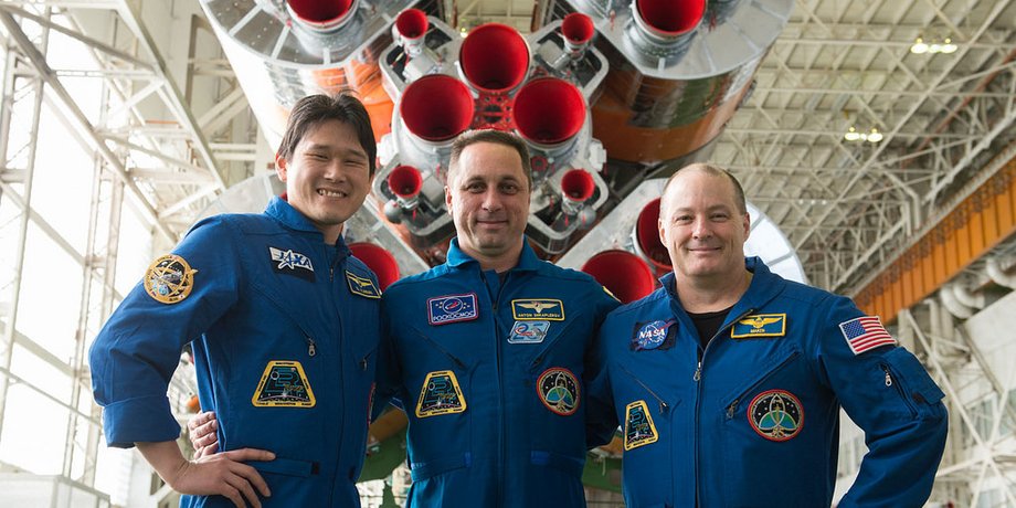 Норишиге Канаи, Антон Шкаплеров и Скотт Тингл / Фото: NASA