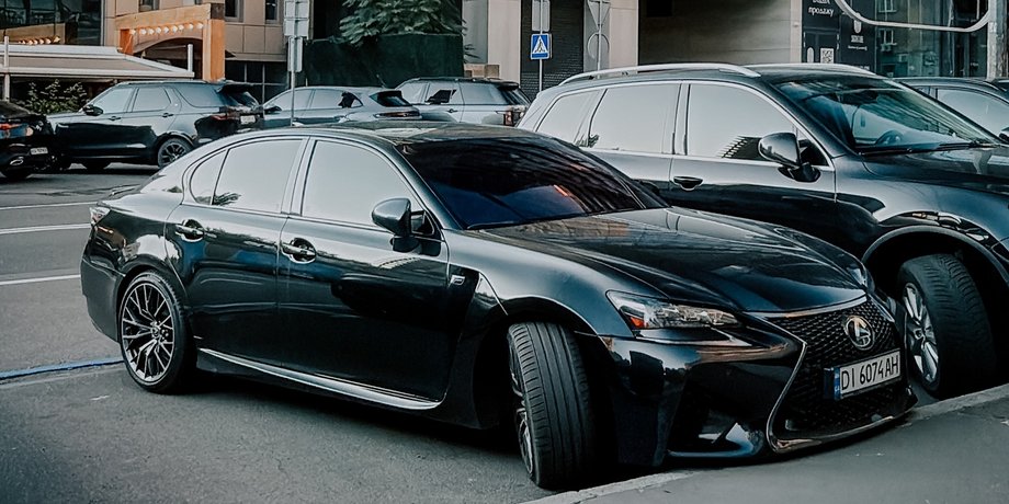 седан Lexus GS-F
