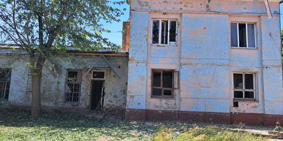Последствия обстрела, Никополь, Днепропетровская область, Украина, 9 июня