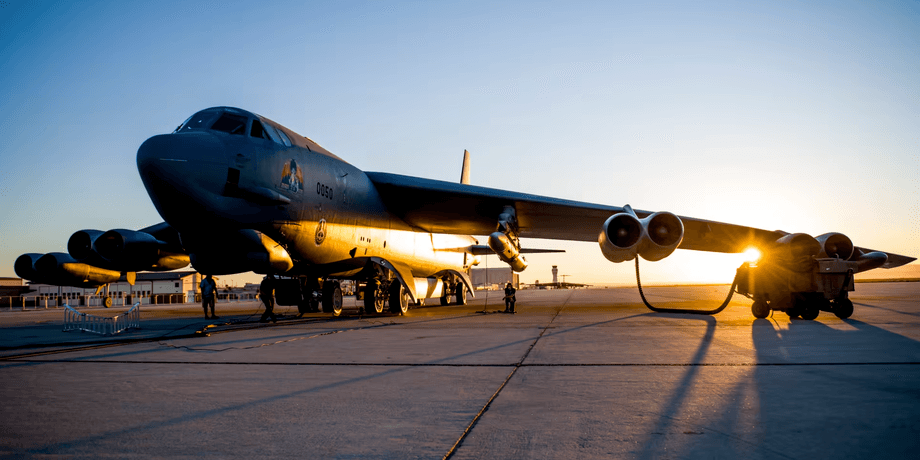 бомбардувальник B-52J, Стратегічний бомбардувальник, Boeing B-52J