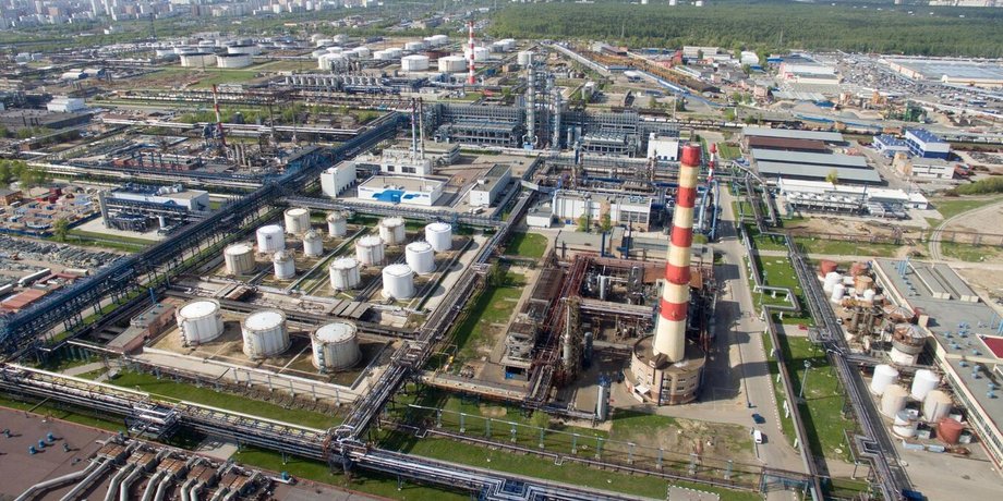 НПЗ, Росія, нафтопереробний завод, війна РФ проти України, бензин, паливо