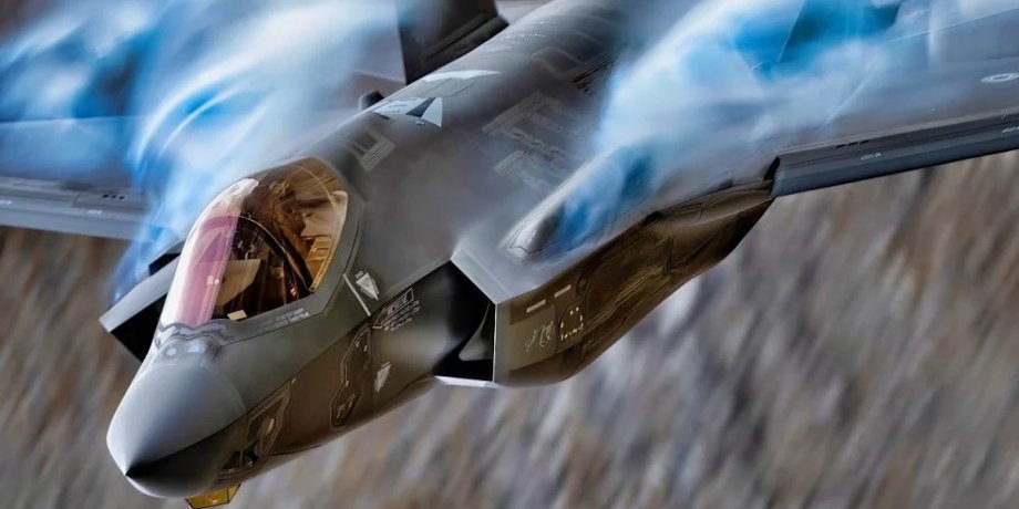 винищувач F-35, F-35 Lightning II, Багатоцільовий стелс-винищувач