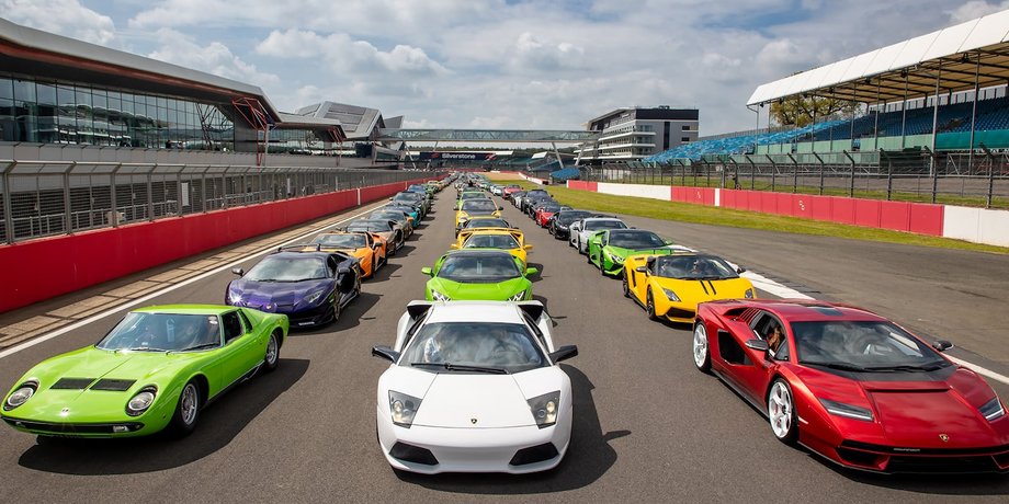 Lamborghini, Ювілей, Суперкари, Авто, Автомобілі, Рекорд, Світовий рекорд, Трек, Фото, Свято, Захід