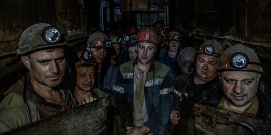 Через знеструмлення під землею застрягли понад 1000 шахтарів. Фото ілюстративне