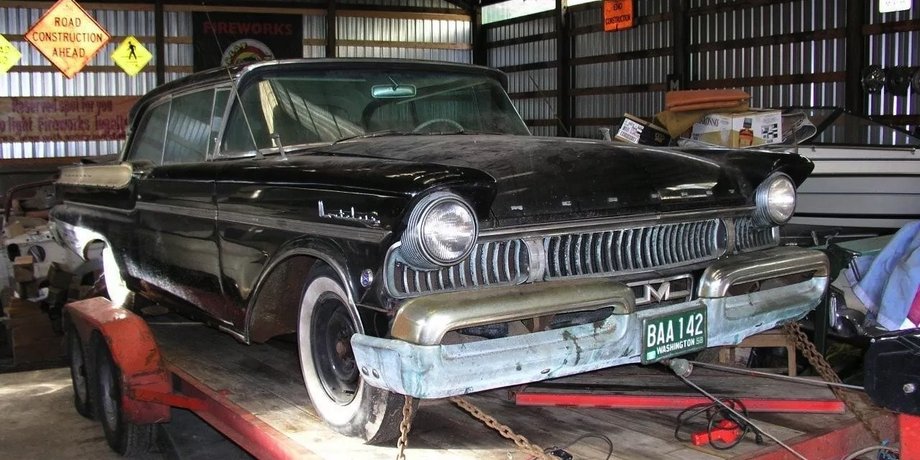 Mercury Montclair 1957,  Mercury Montclair, занедбані авто, ретро авто