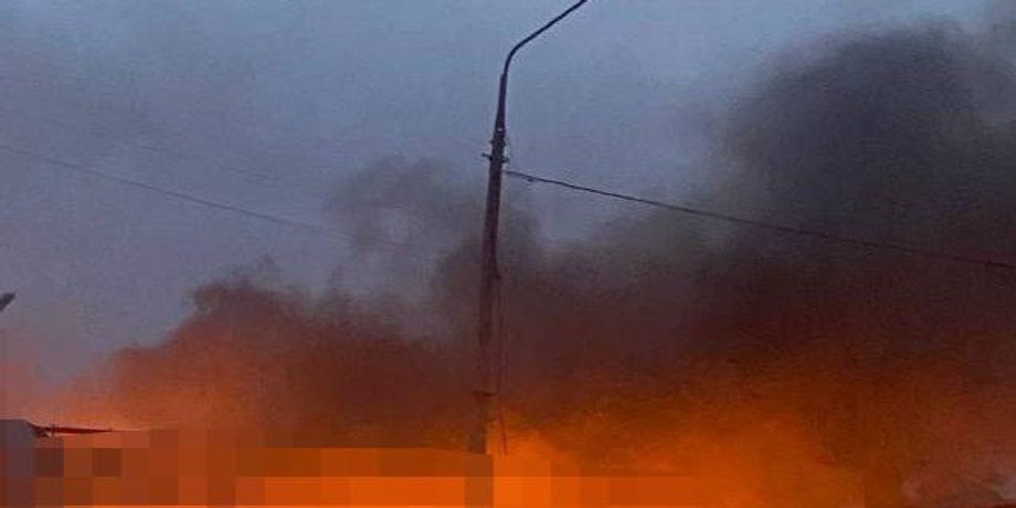 пожар, пожар после прилета, обстрел запорожья, фото запорожье, взрывы в запорожье