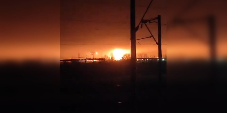 взрыв в РФ, Астрахань взрыв, ВСУ Астрахань, ВСУ удары по НПЗ РФ, дроны ВСУ ночная атака, ВСУ попадание РФ