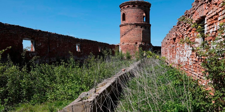 Продано господарський двір маєтку Хрептовичів