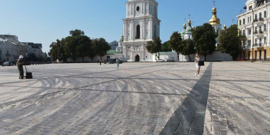 Софийская площадь, дрифт Red Bull в Киеве, гонки на Софийской площади, дрифт на Софийской площади