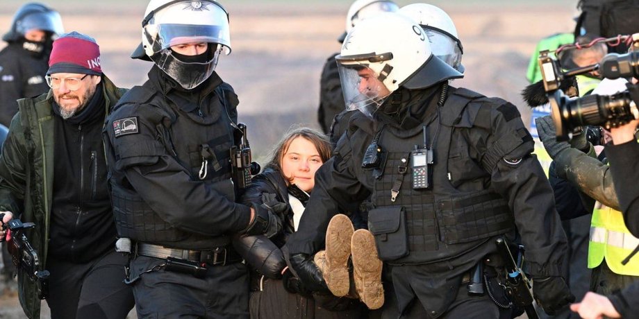 тунберг, грета тунберг, полиция