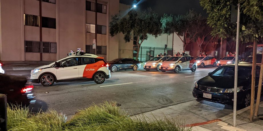 Беспилотное такси, беспилотные авто, беспилотное такси Cruise, Chevrolet Bolt, такси Chevrolet Bolt