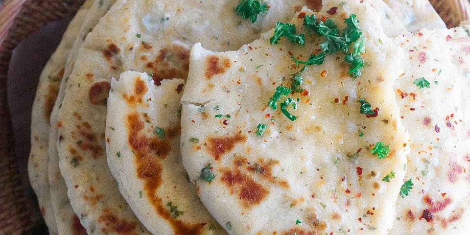 Картопляні коржі, турецька кухня, базлама, як приготувати хліб на сковороді