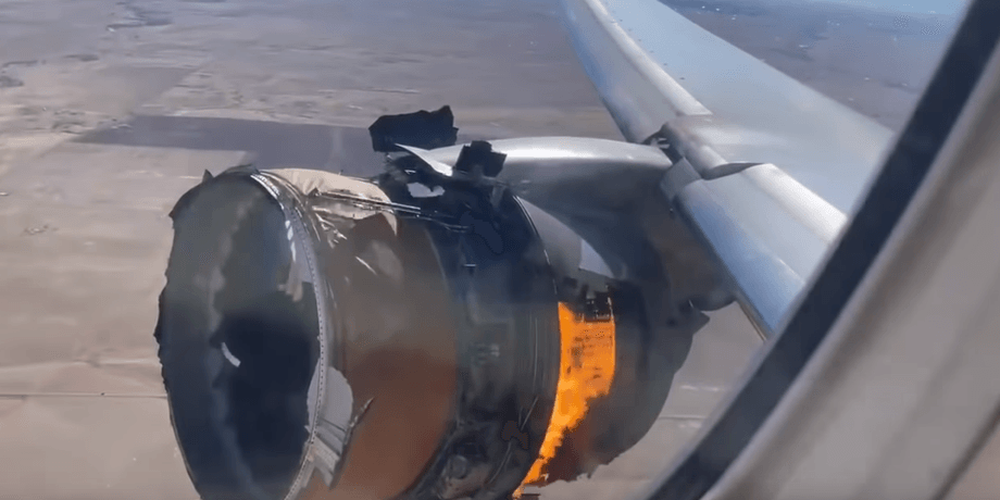boeing 777-200, загорелся самолет
