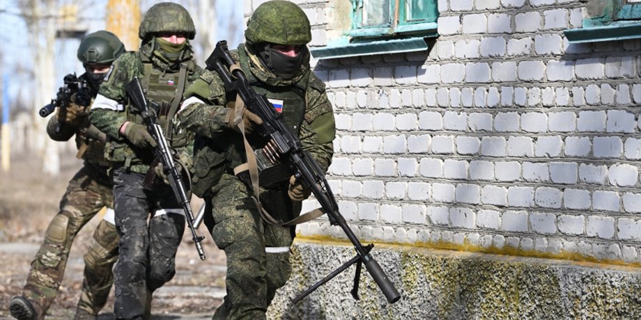 российские солдаты
