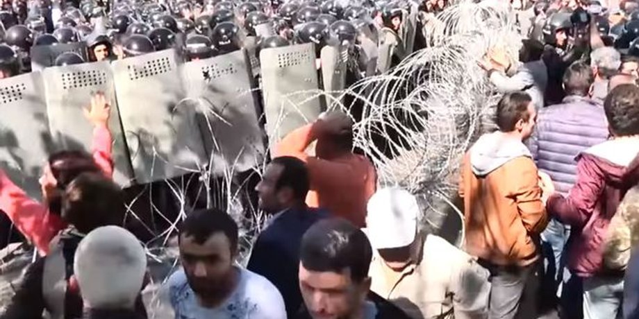 Кадр видео