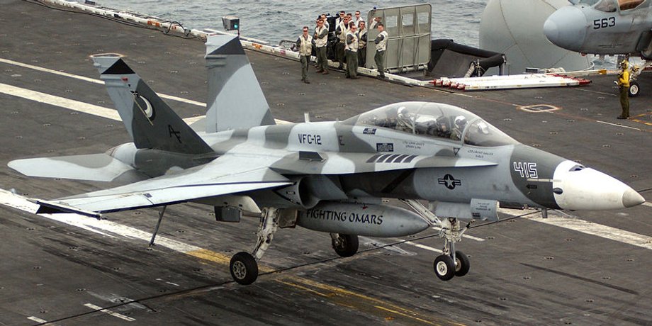 FA-18 Hornet, самолет, истребитель, Австралия, война в Украине