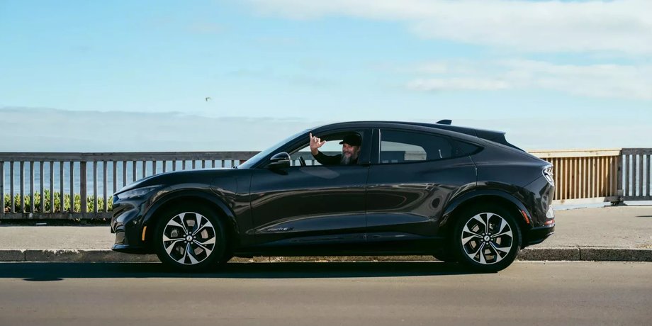 Електромобіль Ford Mustang Mach-E