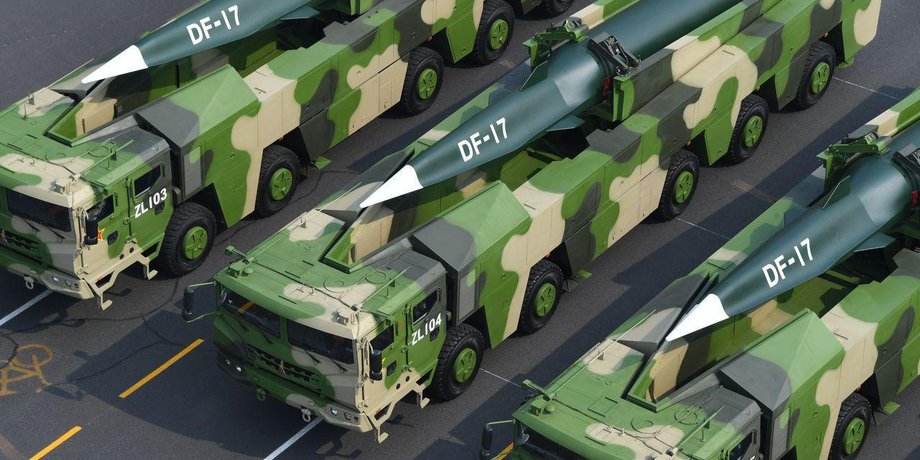 Ракети DF-17, пекін, зброя китаю, надзвукові ракети.