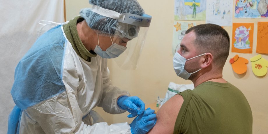 вакцинация, прививка от коронавируса