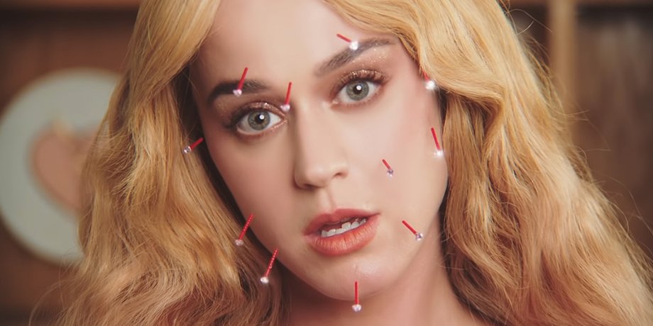 Кадр из клипа Katy Perry "Never Really Over"