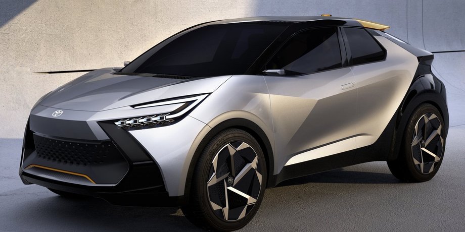 Toyota C-HR 2024, Toyota C-HR, нова Toyota C-HR, кросовер Toyota C-HR, гібрид Toyota
