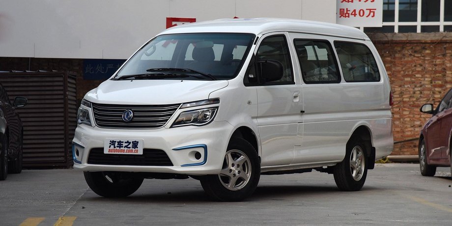 Dongfeng Lingzhi M5 EV, Dongfeng M5 EV, електромобіль Dongfeng