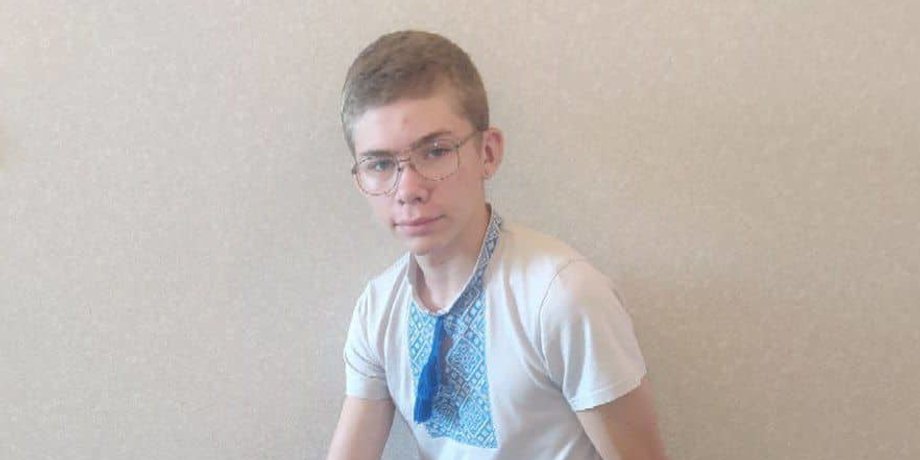 Захар Щурко, павербанки для військових, школяр павербанки для зсу