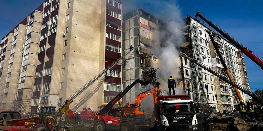 Умань, ракетный удар Умань, Умань удар по дому, девятиэтажка Умань