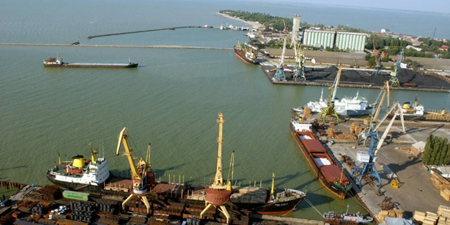 Ейский морской порт, порт, корабли
