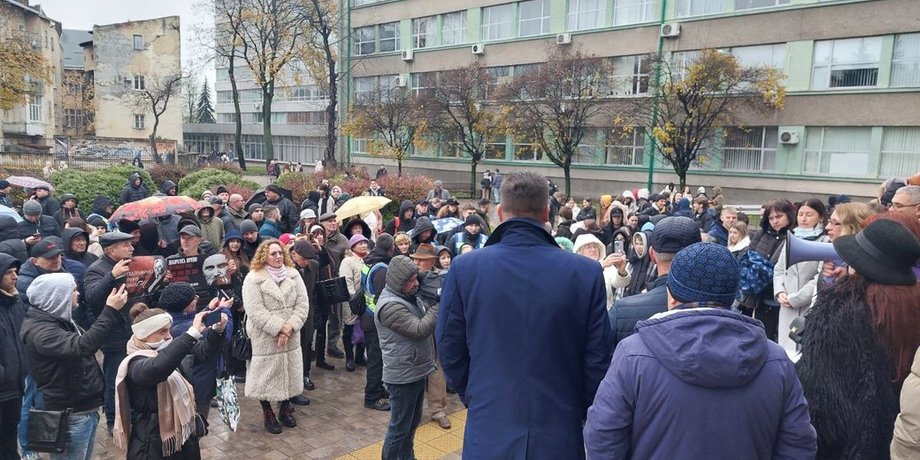 Митинг, Ирина Фарион, языковед Фарион, НУ "Львовская политехника"