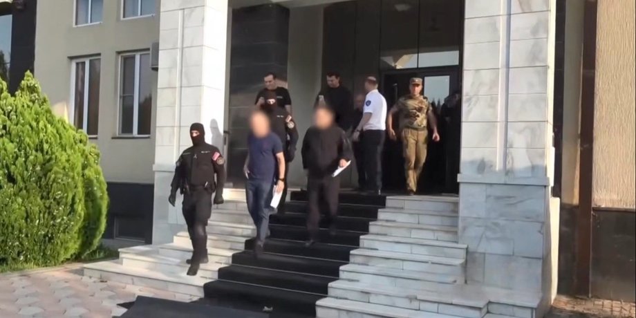 фото затримання вірменського політика Роберта Кочаряна у Вірменії 25 серпня