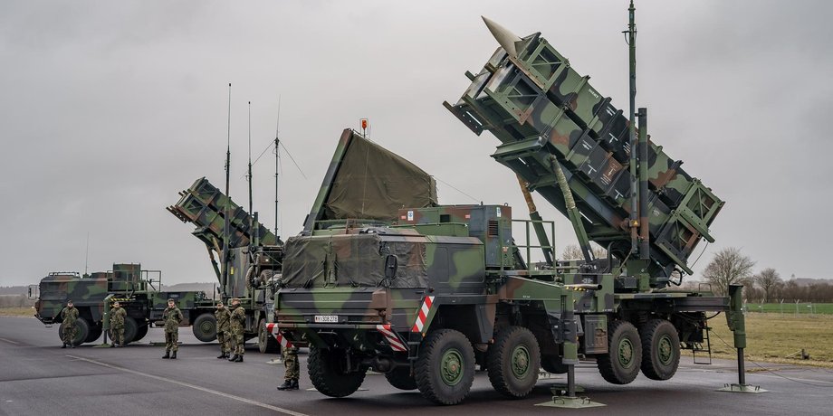 зрк патріот, зрк patriot, нато, польща, колона військової техніки